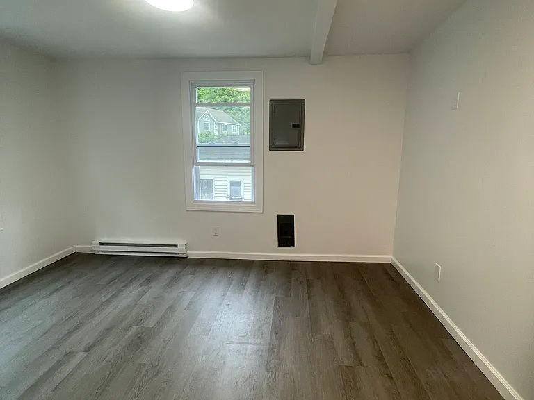 653 Jersey Ave #C — Photo 7