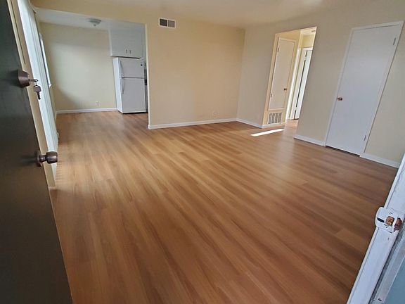 4th image of 1099 Topaz Ave #10
