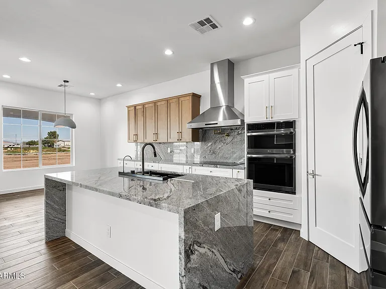 22926 W La Mirada Dr — Photo 48