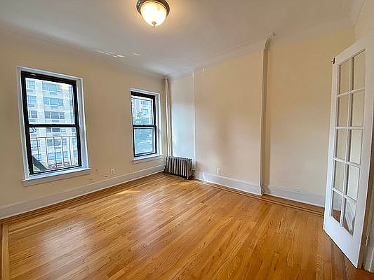 2nd image of 1606 1st Ave #3E