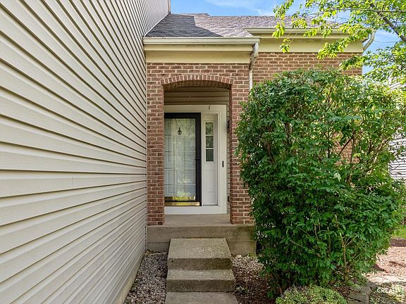 3rd image of 2143 Periwinkle Ln