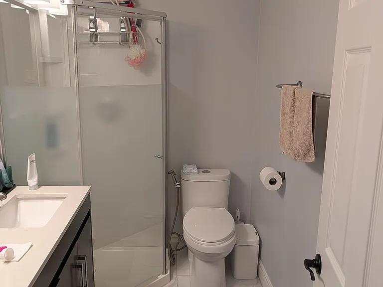 134 Chalfield Ln — Photo 8