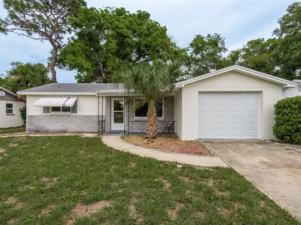 1420 Weyford Ln, Holiday, FL 34691