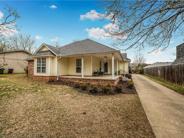 2606 S 57th St, Fort Smith, AR 72903