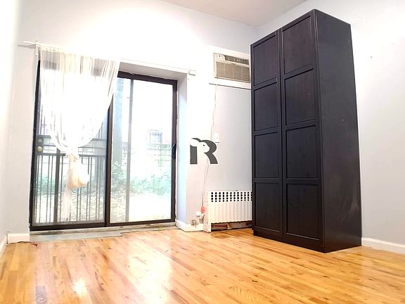 5th image of 188 Scholes St #1A