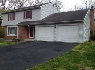 872 Pennsylvania St, Whitehall, PA 18052