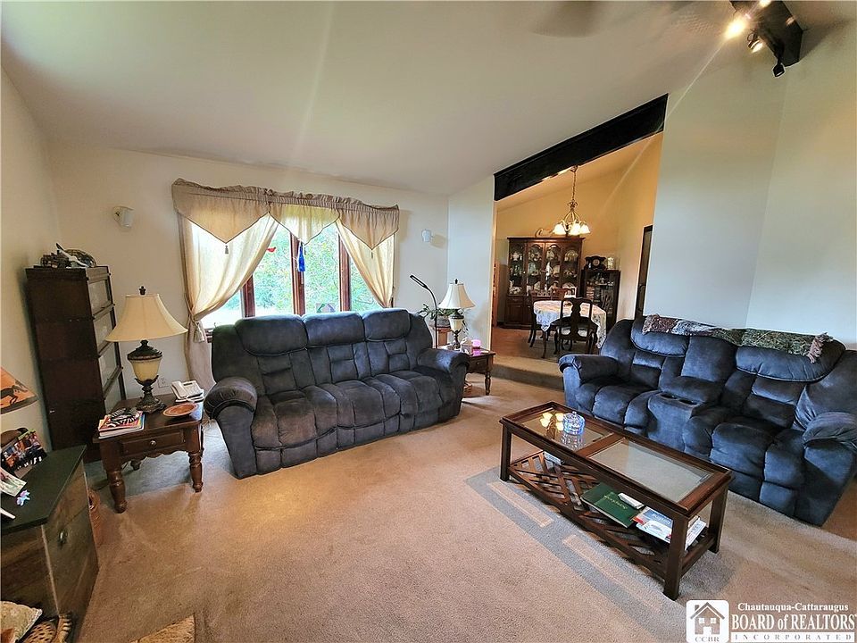 2993 Mitchell Rd, Jamestown, NY 14701 Zillow