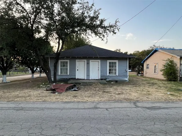 5221 Few St, Dallas, TX 75212