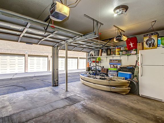 5th image of 3807 N 30th St Unit 16