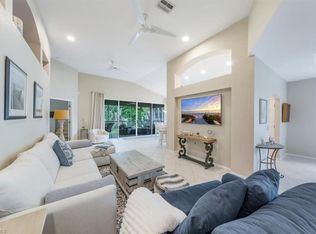 7122 Blue Juniper Ct APT 202, Naples, FL 34109