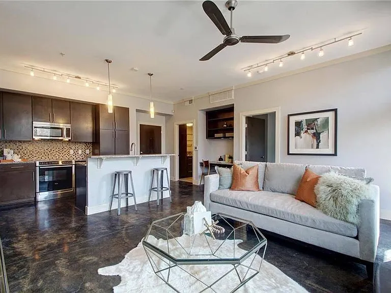 1320 Robert Browning St #103 — Photo 10