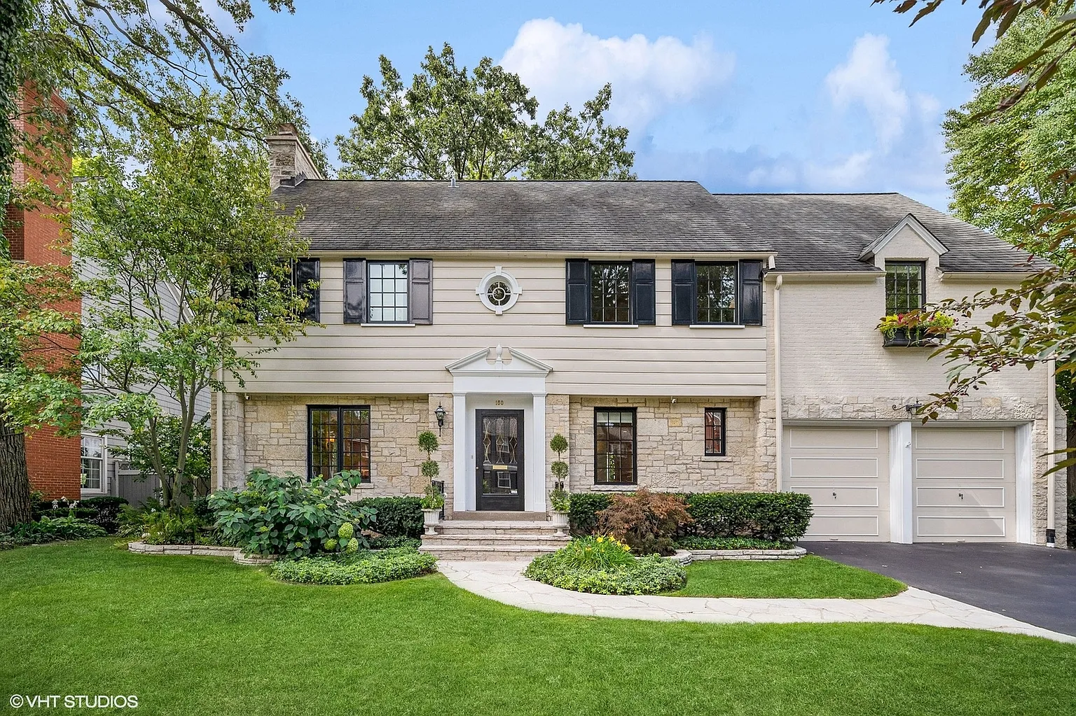 150 Fuller Ln photo 1