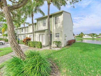885 Crystal Lake Drive #885, Deerfield Beach, FL, 33441