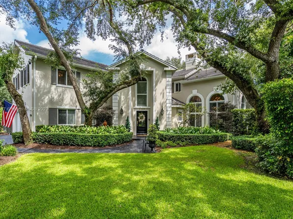 7296 SW 146th Street Cir, Miami, FL 33158