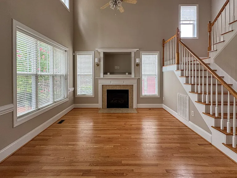 709 Kensington Park Rd — Photo 8