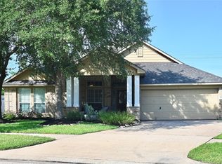 8163 Dune Brook Dr, Houston, TX 77089