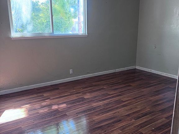 2nd image of 2122 Burton Ave