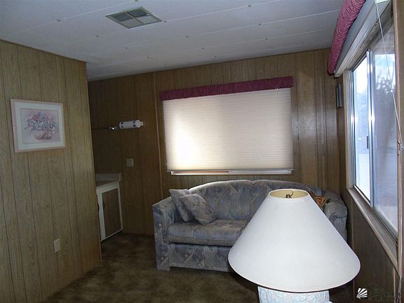 4th image of 3483 W Castle Dr