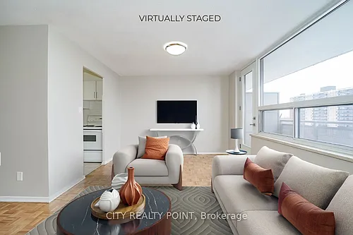 6200 Bathurst St #912 Photo 1