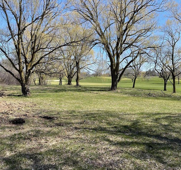 3319 W Mequon Rd Mequon WI Zillow