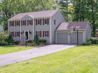 42 Storeybrook Dr, Newburyport, MA 01950