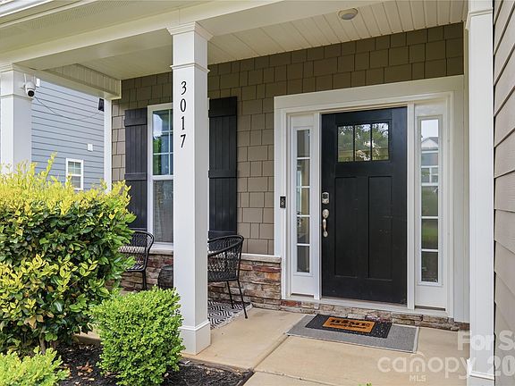 2nd image of 3017 Spinner Ct