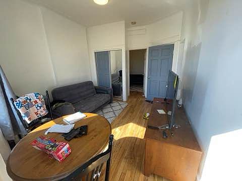 3rd image of 105-13 Jamaica Ave #3E