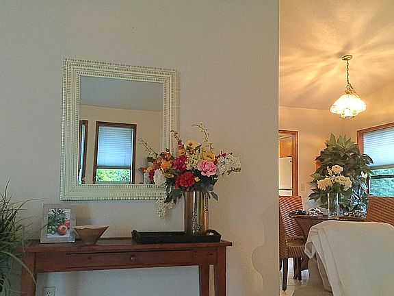 4th image of 758 Calvary Ct SE