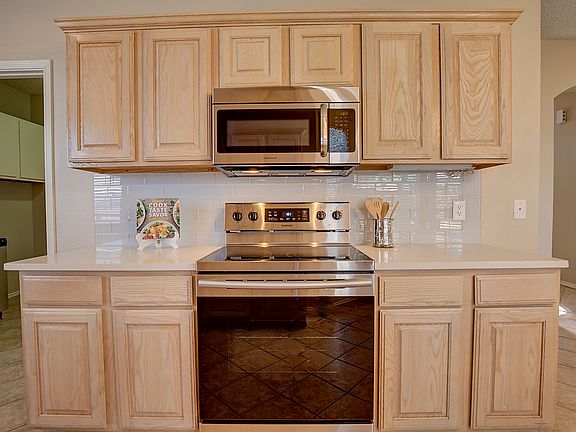 5th image of 508 Newport Dr