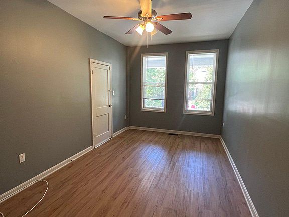 4th image of 3925 Greenmount Ave