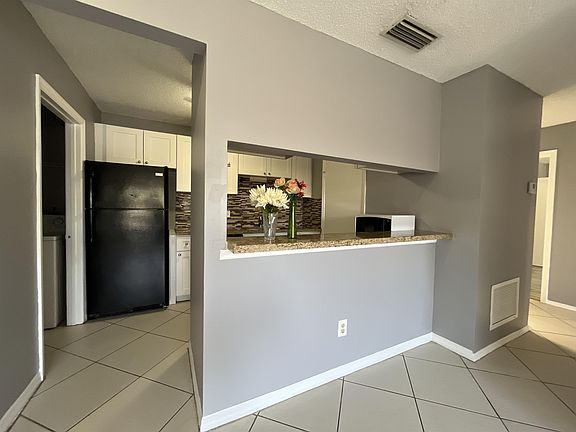 2nd image of 2313 N Congress Ave #1