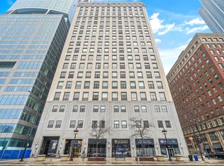 910 S Michigan Ave APT 1011, Chicago, IL 60605
