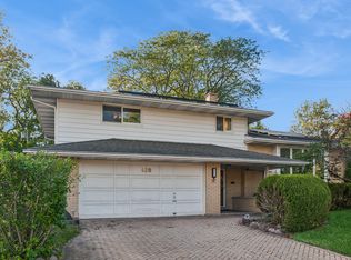 420 Dara James Rd, Des Plaines, IL 60016