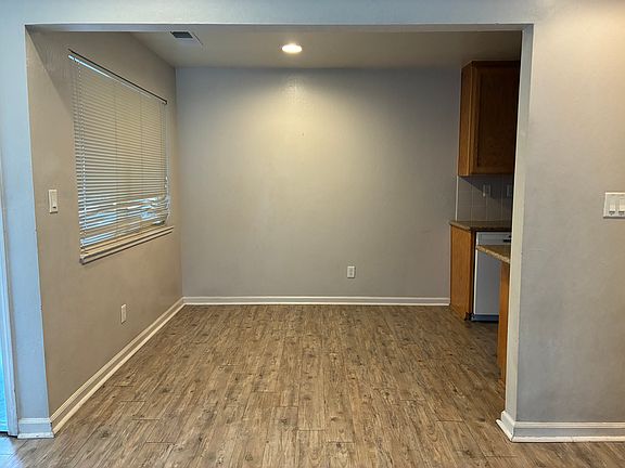 3rd image of 1671 Whitwood Ln APT 1