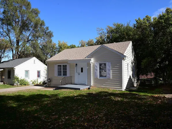 204 S 45th St, Lincoln, NE 68510