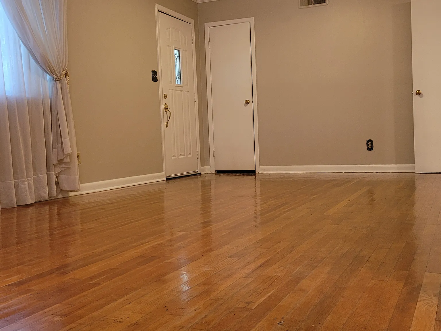 3 bed, 1712 sqft, $1,675 — Photo 3