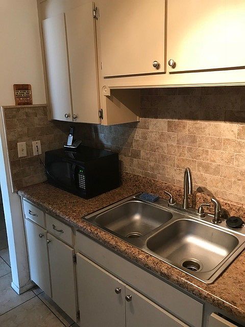 New backsplash & countertops