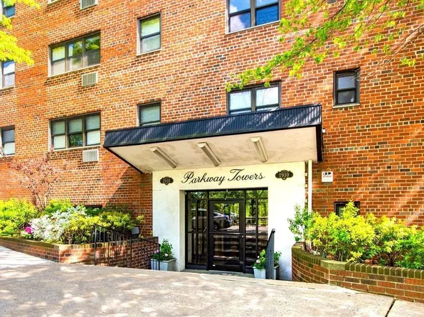1910 Pelham Parkway S #2A, Bronx, NY 10461