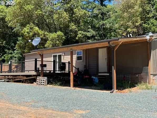 2810 Coyote Creek Rd, Wolf Creek, OR 97497