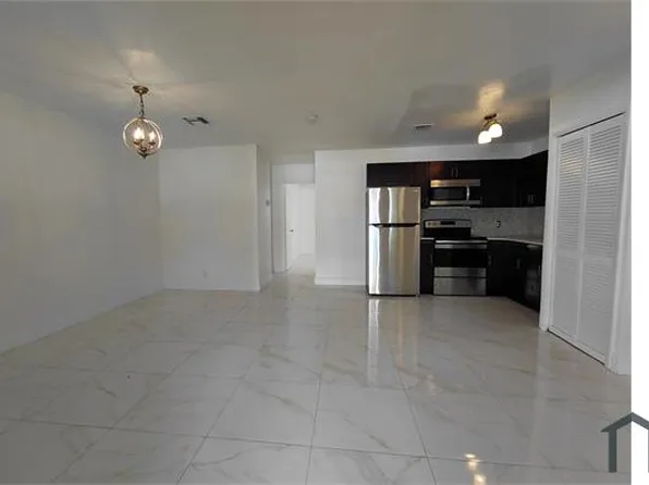 5641 NW 15th St APT 3, Fort Lauderdale, FL 33313