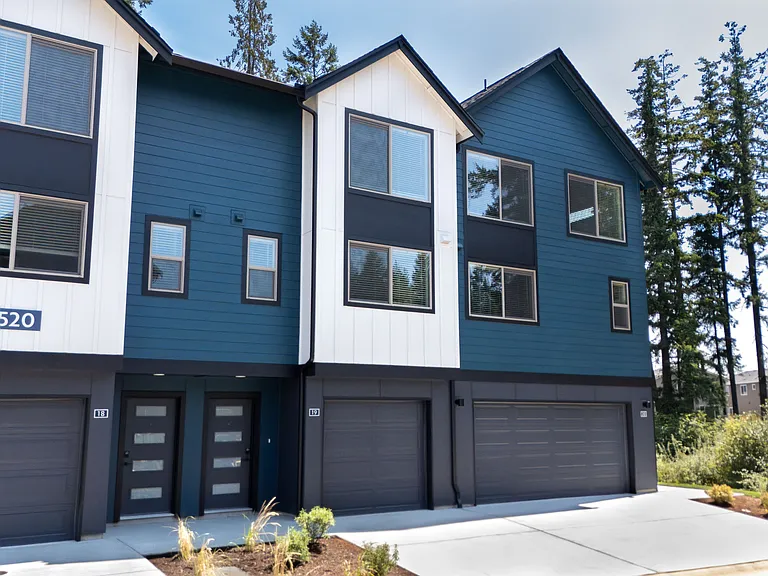 Embark At Uplands — Photo 14