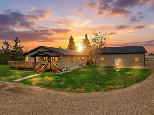 38077 S Range Road 234, Red Deer County, AB T0M 0V0