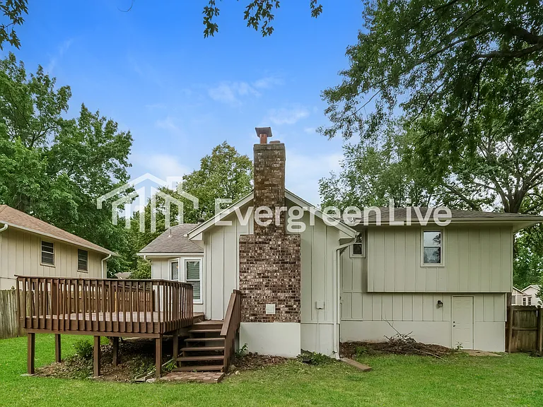 18904 E Hanthorn Dr — Photo 14