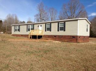 5683 Blazers Point, Newton, NC 28658