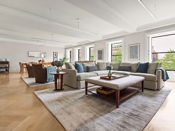 182 W 82nd St APT 4E, New York, NY 10024