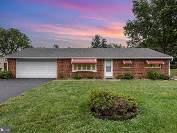 416 Linden St, Mechanicsburg, PA 17050
