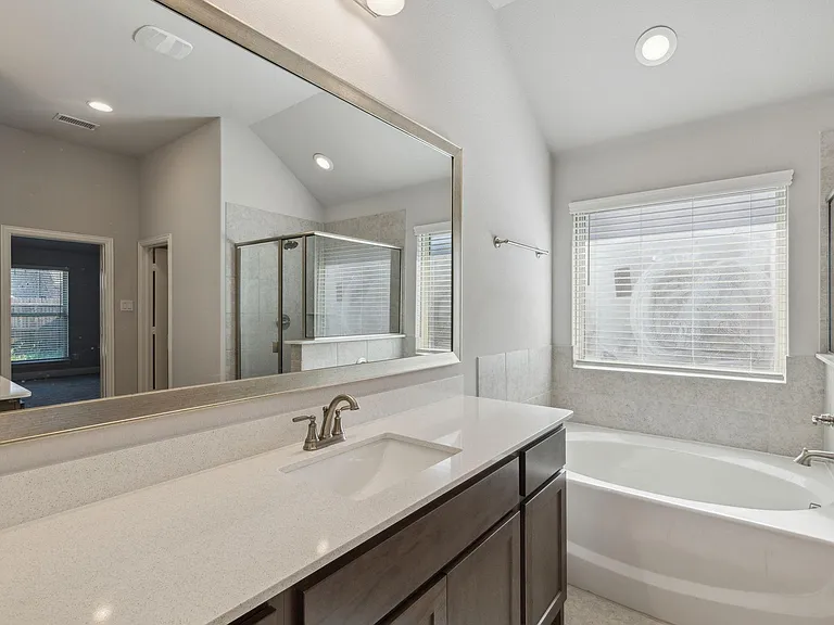 Garden Tub & Standing Shower