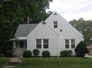 607 N West St, Crown Point, IN 46307