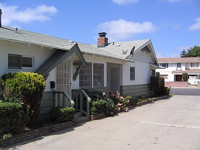2nd image of 1016 South Broadway