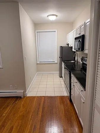 Studio, 270 sqft, $1,895 — Photo 4